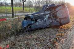 20250108_Verkehrsunfall_Ahnebergerstrasse_Glaette_02