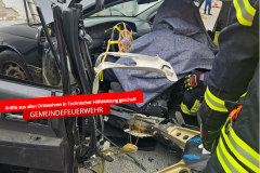 feuerwehr-kraefte-aus-allen-ortswehren-in-technischer-hilfeleistung-geschult-2026-04-18-5