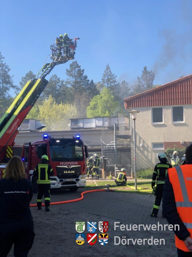 Feuer im Keller, zwei vermisste Personen
