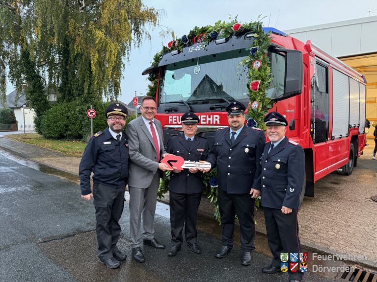 Neues Löschfahrzeug offiziell an die Ortsfeuerwehr Barme übergeben!